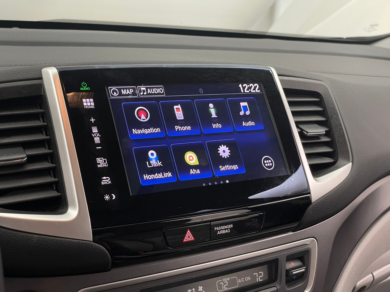 Thumbnail: 2016 Honda Pilot - 4