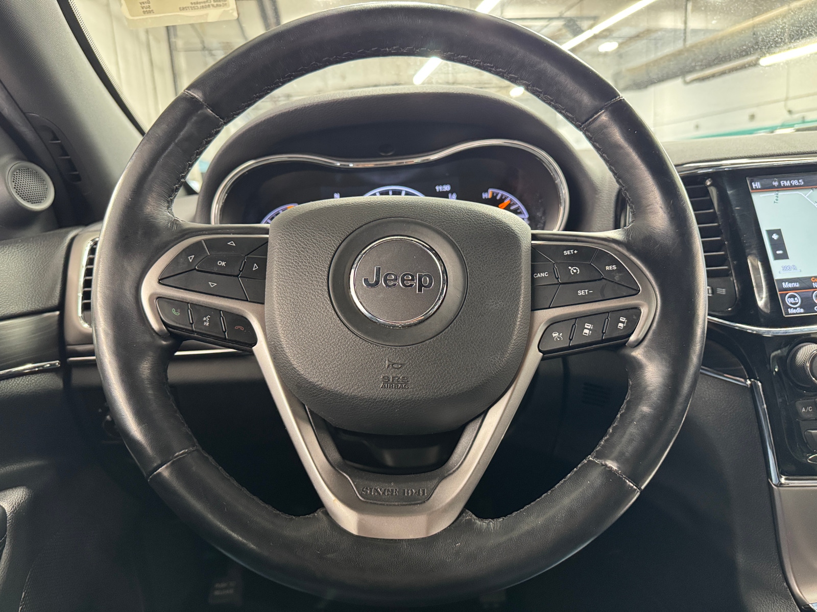Thumbnail: 2020 Jeep Grand Cherokee - 4