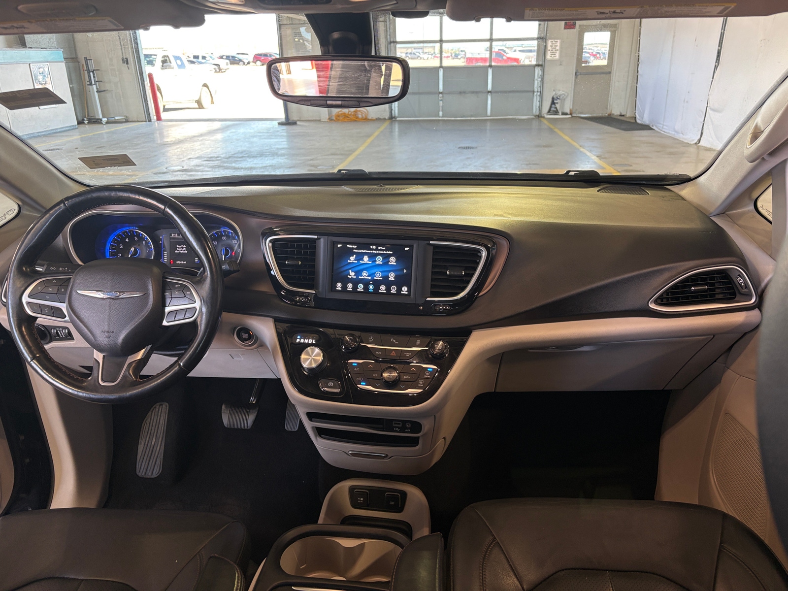Thumbnail: 2019 Chrysler Pacifica - 2