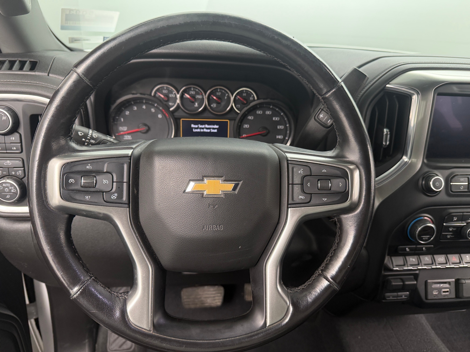Thumbnail: 2019 Chevrolet Silverado 1500 - 5