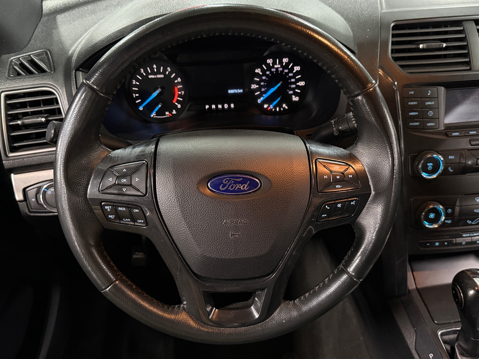 Thumbnail: 2019 Ford Explorer - 5