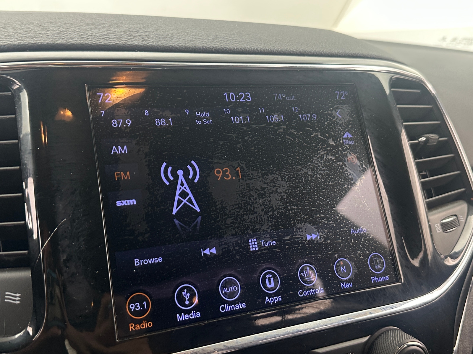 Thumbnail: 2019 Jeep Grand Cherokee - 3