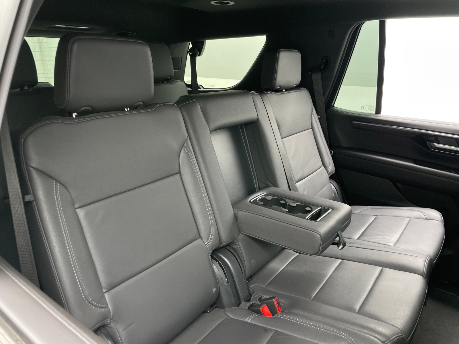 Thumbnail: 2025 Chevrolet Tahoe - 5