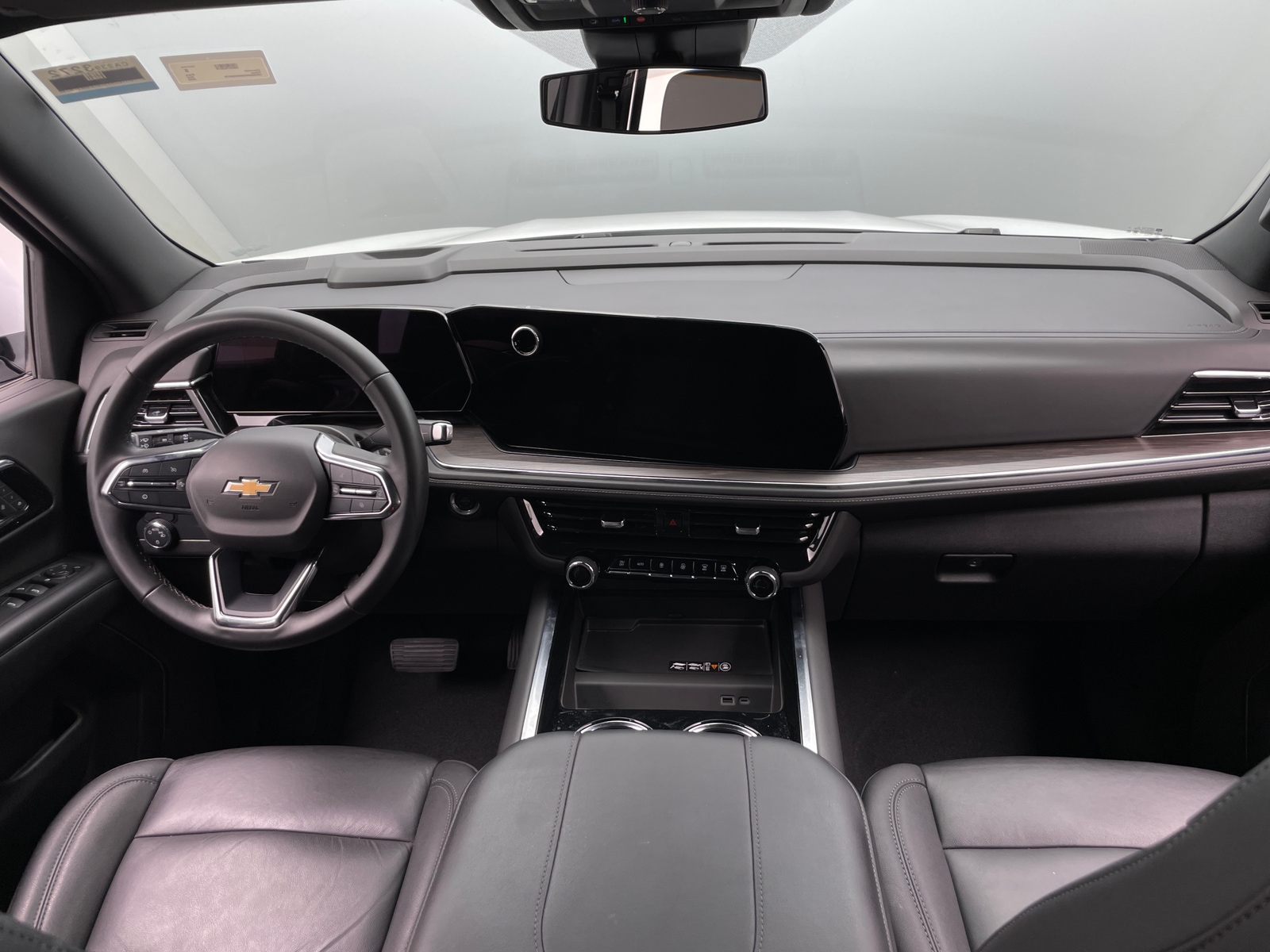 Thumbnail: 2025 Chevrolet Tahoe - 2