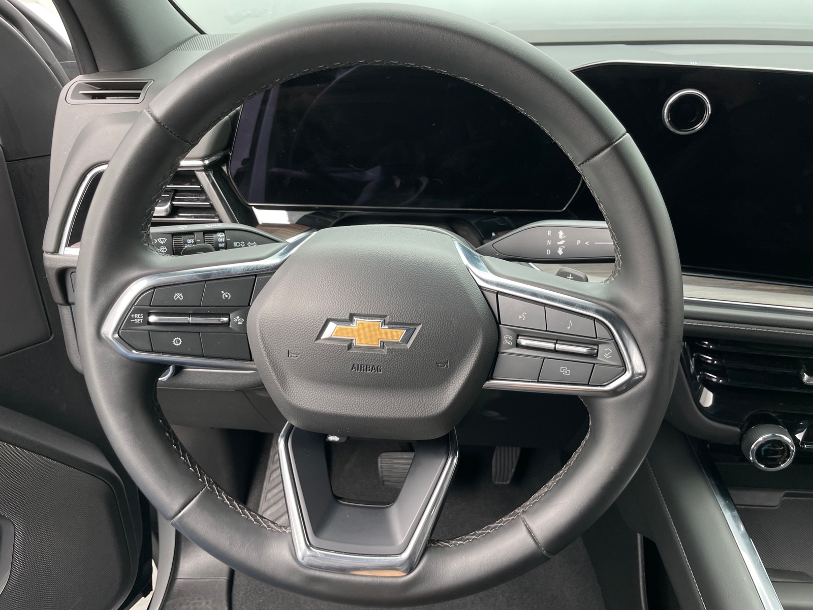 Thumbnail: 2025 Chevrolet Tahoe - 4