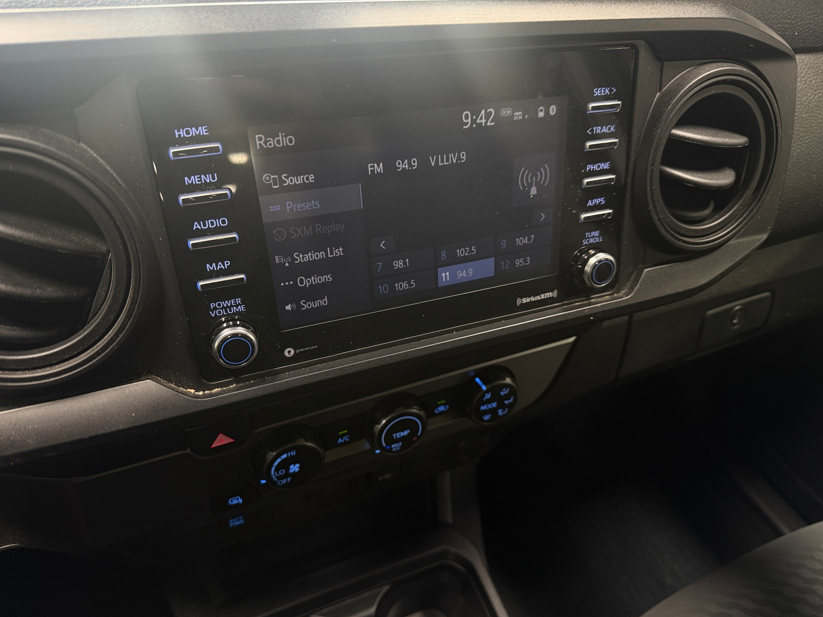 Thumbnail: 2021 Toyota Tacoma - 4