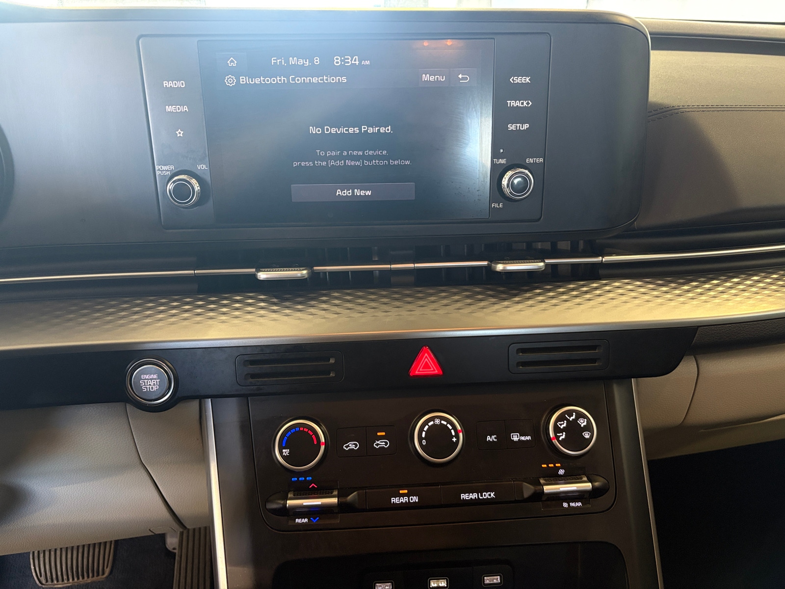 Thumbnail: 2024 Kia Carnival - 3
