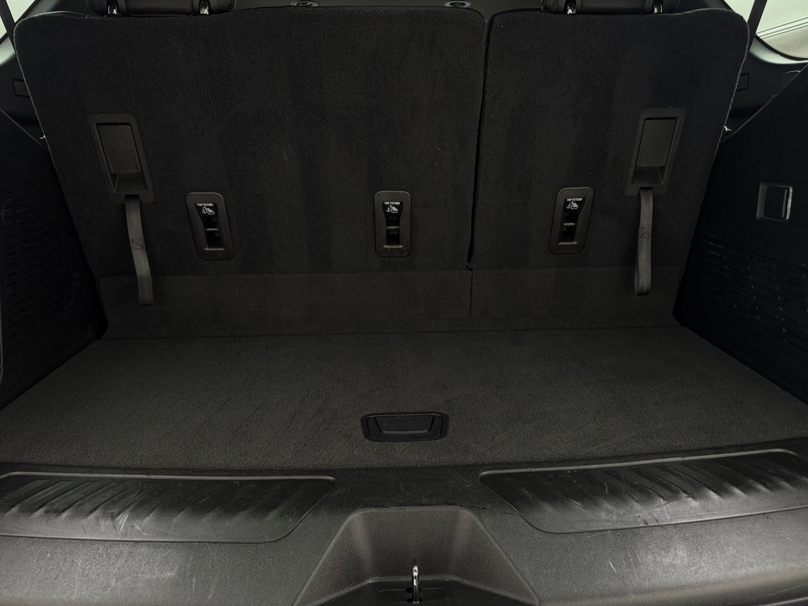 Thumbnail: 2021 Chevrolet Tahoe - 6