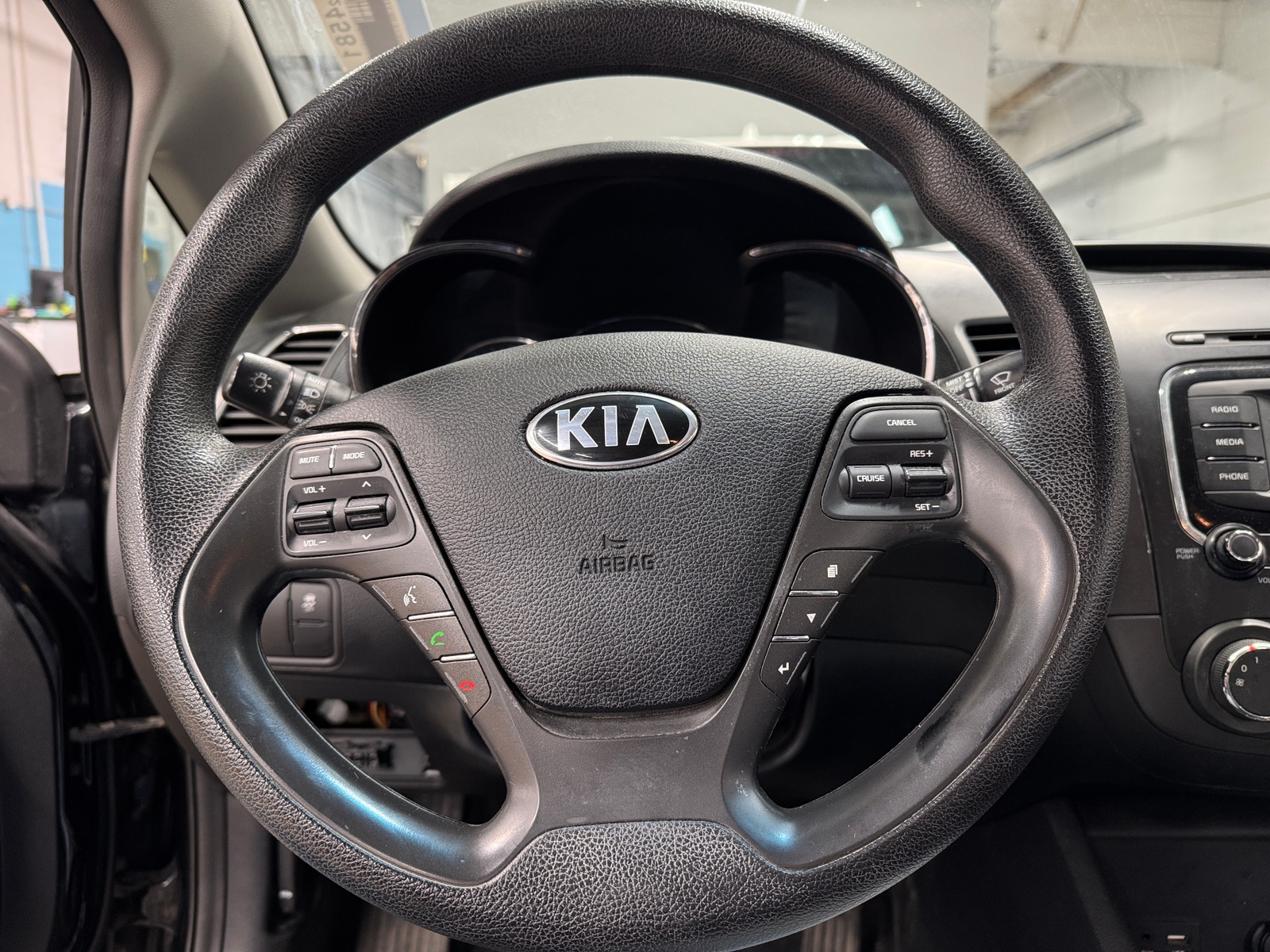 Thumbnail: 2018 Kia Forte - 5