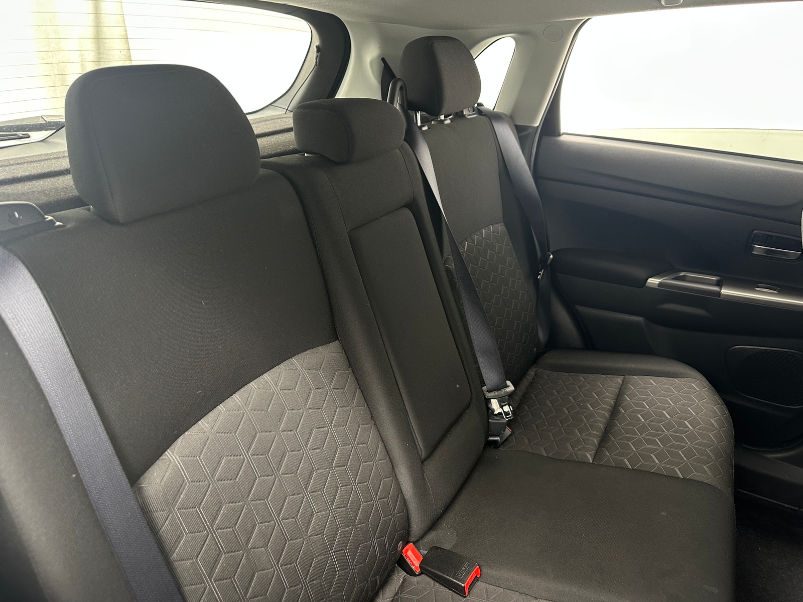 Thumbnail: 2020 Mitsubishi Outlander Sport - 6