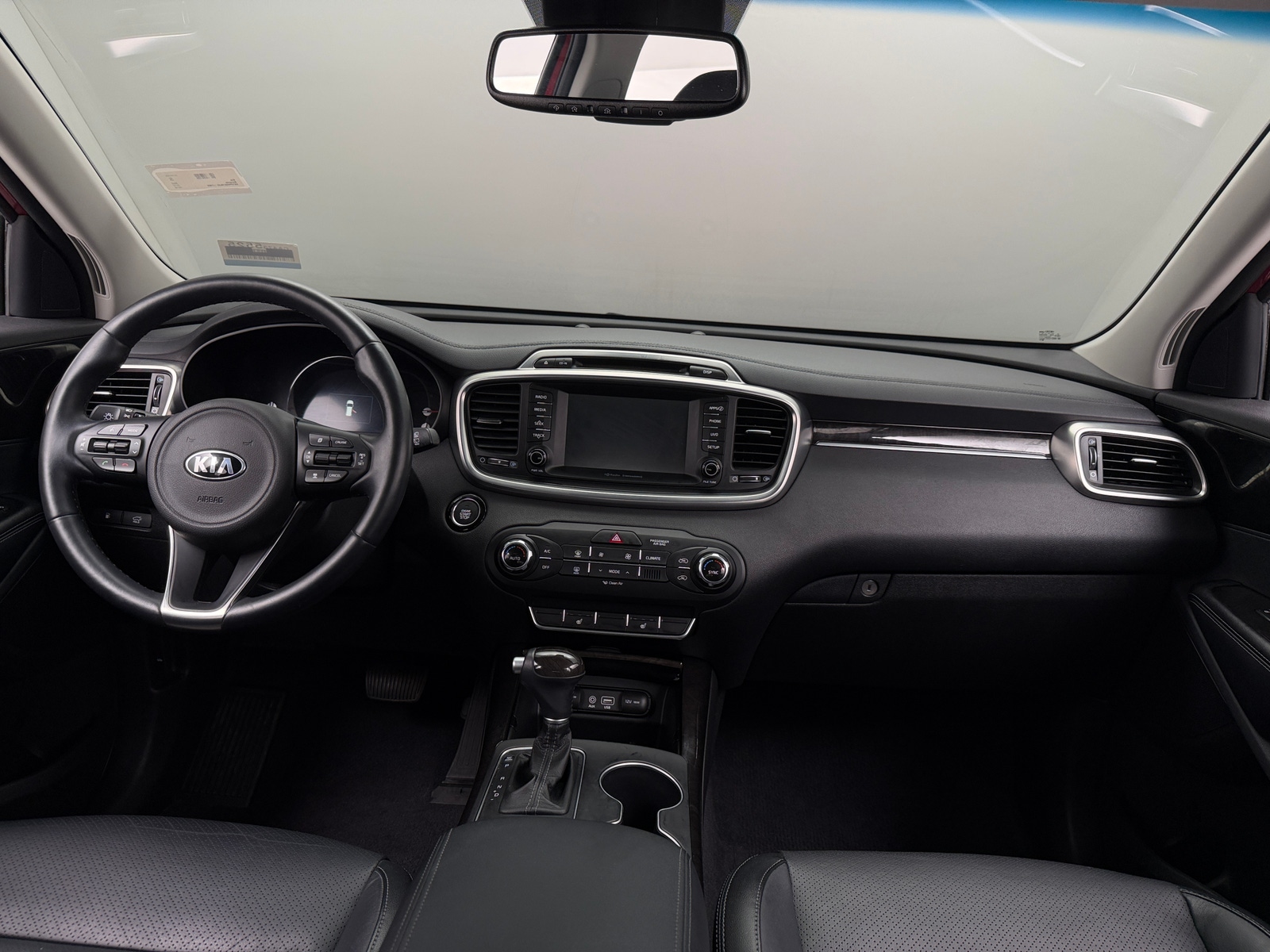 Thumbnail: 2018 Kia Sorento - 2