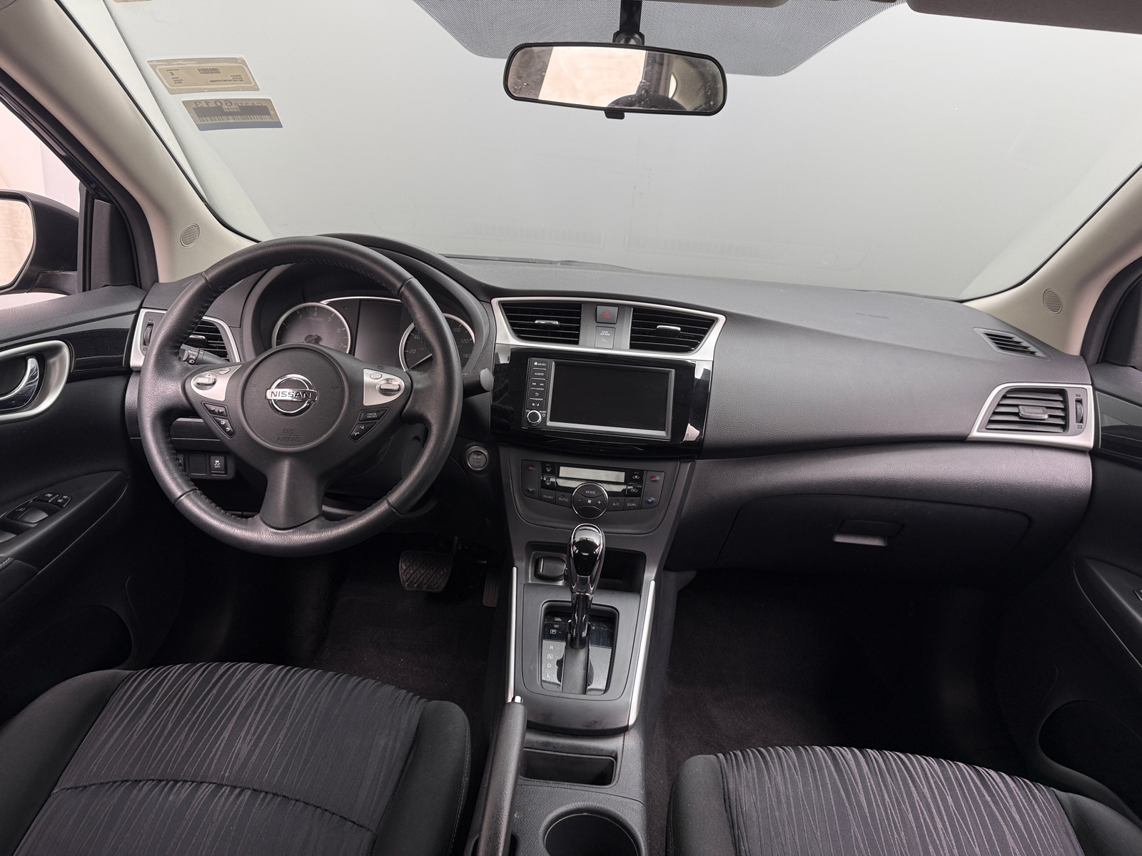 Thumbnail: 2019 Nissan Sentra - 3