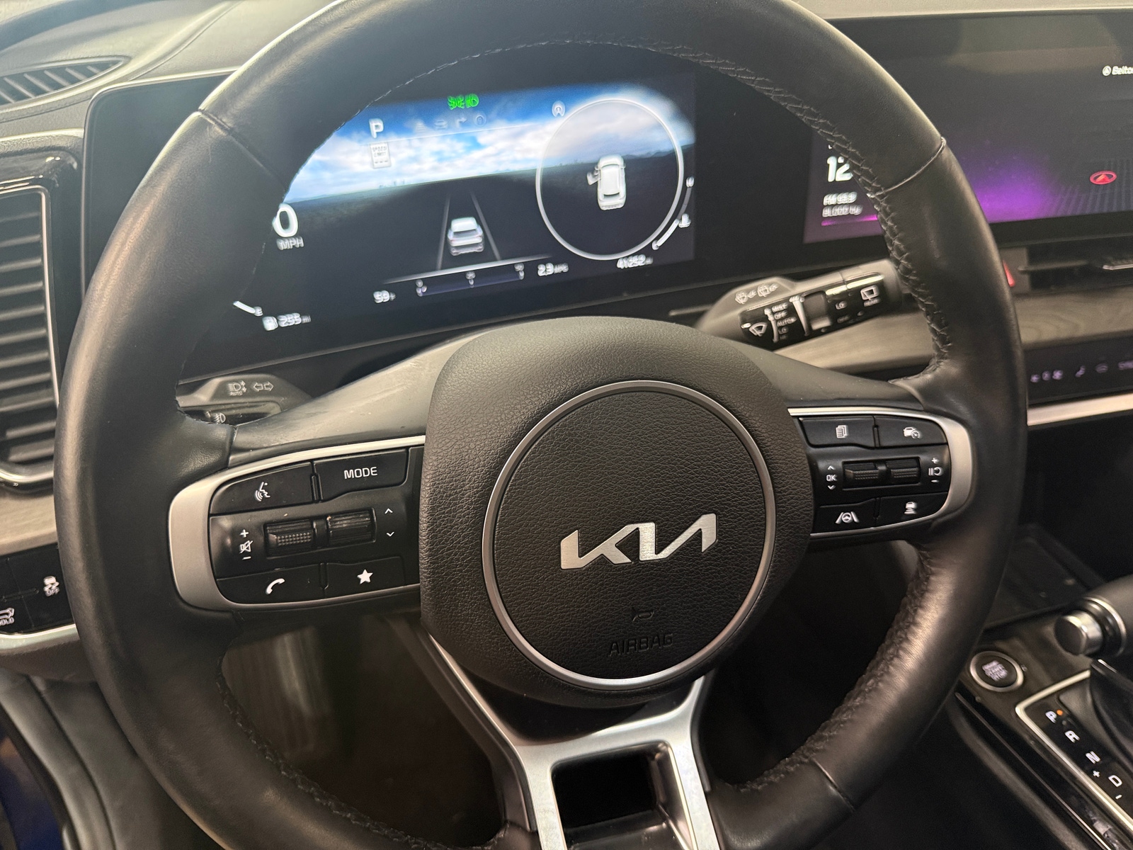 Thumbnail: 2023 Kia Sportage - 4