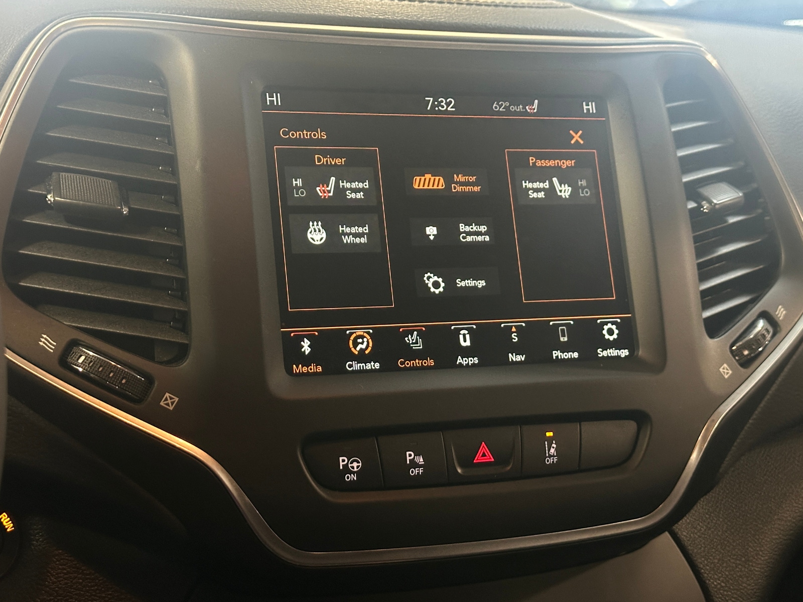 Thumbnail: 2023 Jeep Cherokee - 3