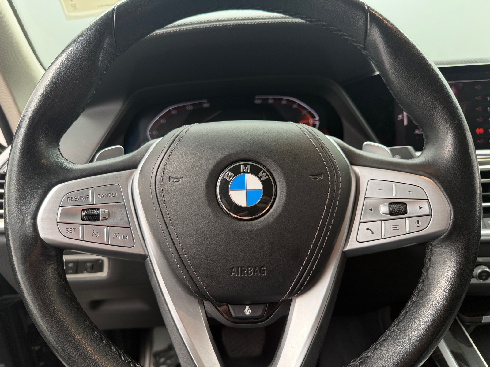 Thumbnail: 2021 BMW X7 - 4