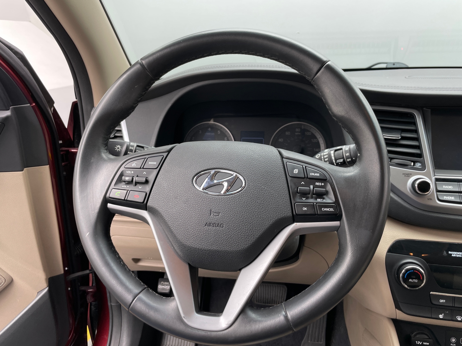Thumbnail: 2017 Hyundai Tucson - 4
