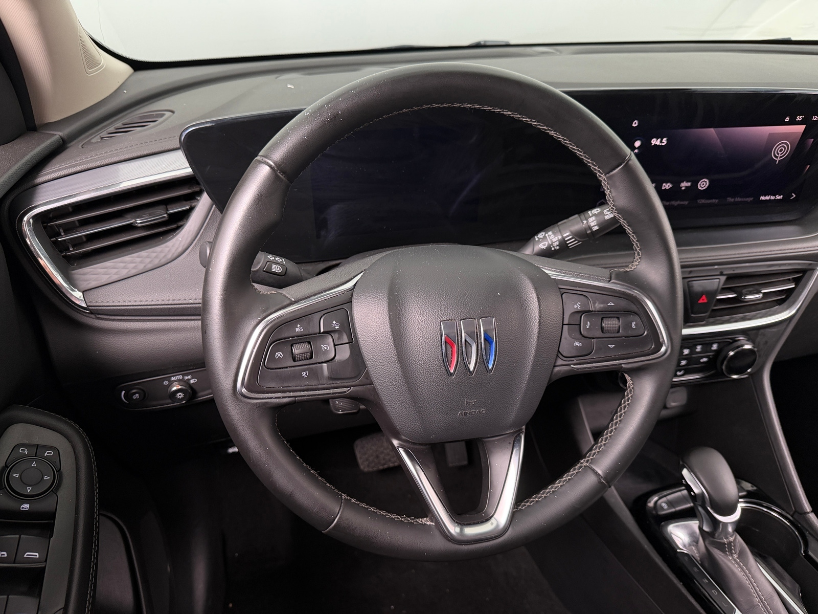 Thumbnail: 2025 Buick Encore GX - 5