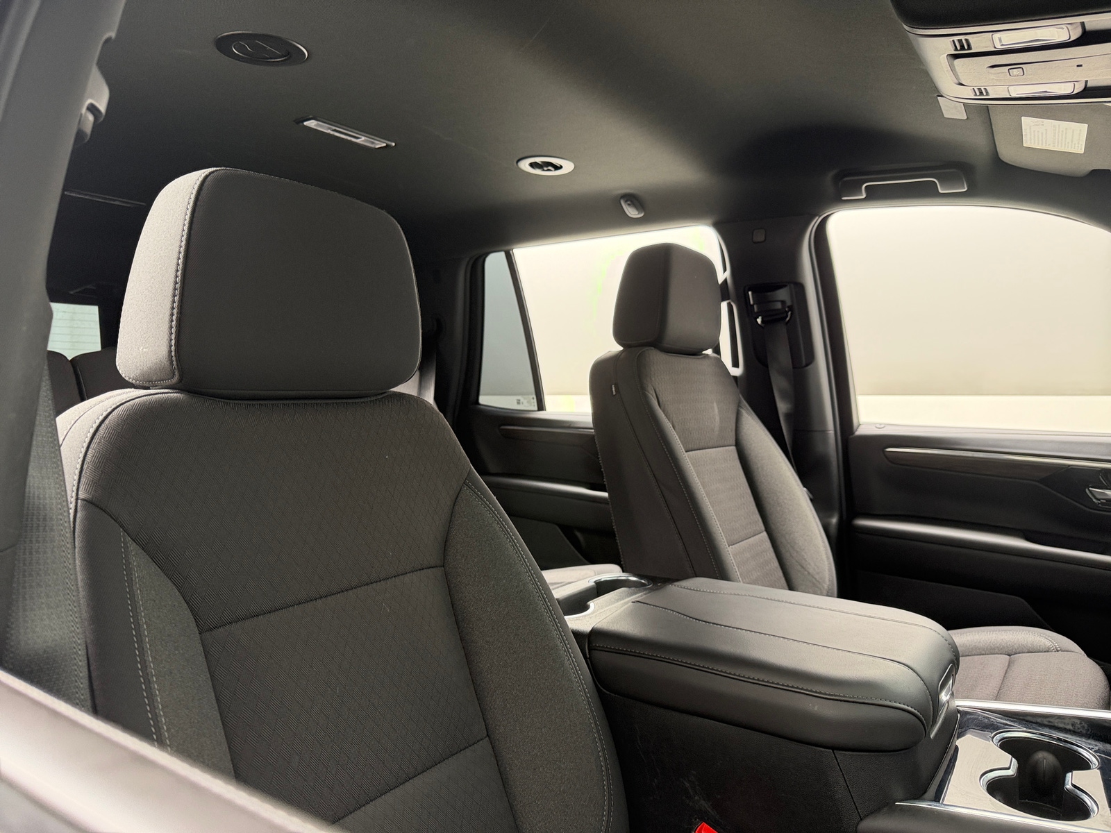 Thumbnail: 2025 Chevrolet Tahoe - 2