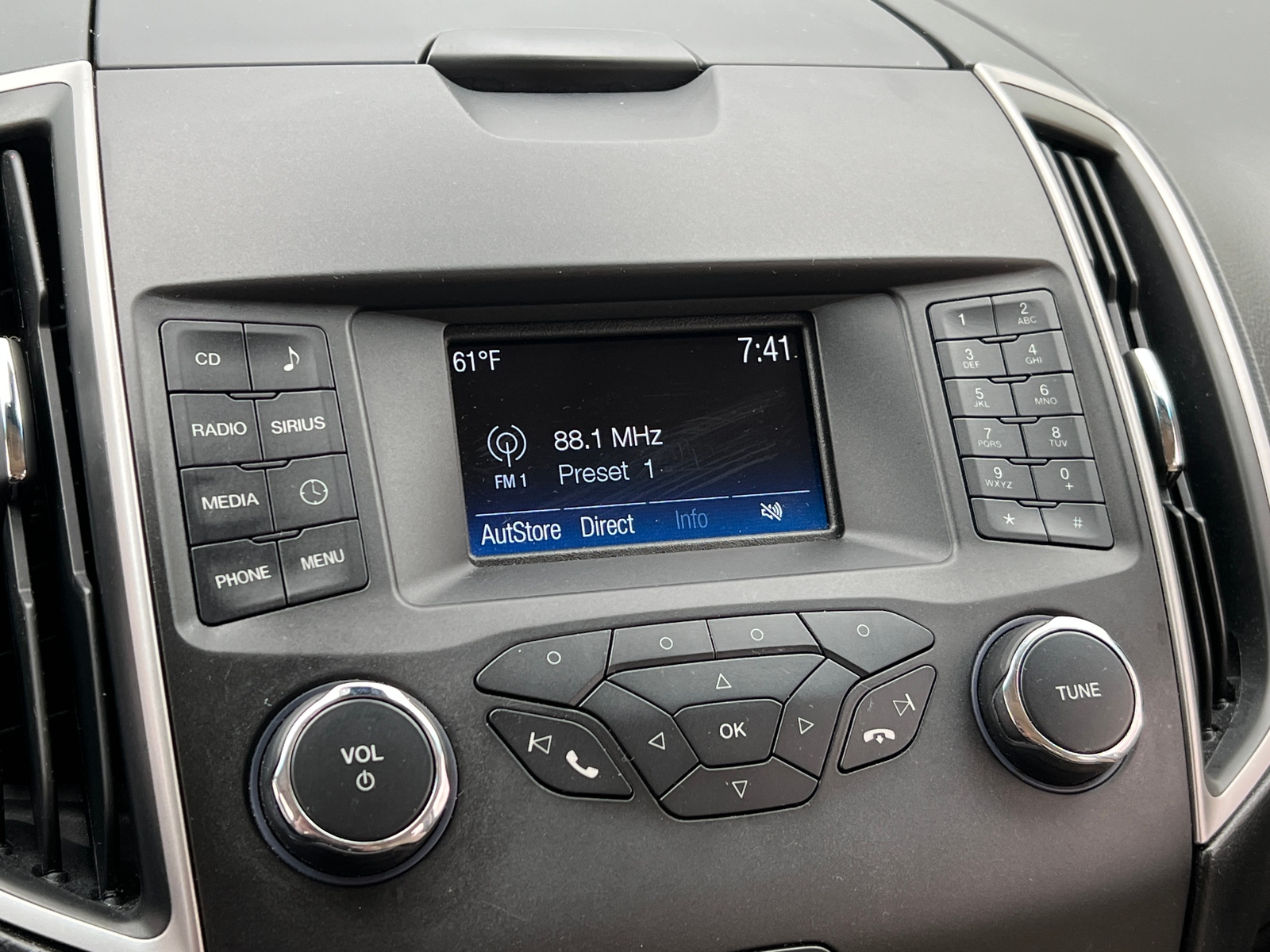 Thumbnail: 2018 Ford Edge - 4