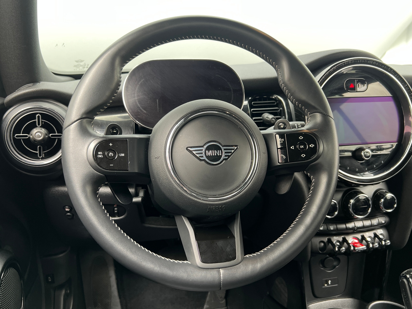 Thumbnail: 2024 MINI Cooper Convertible - 3
