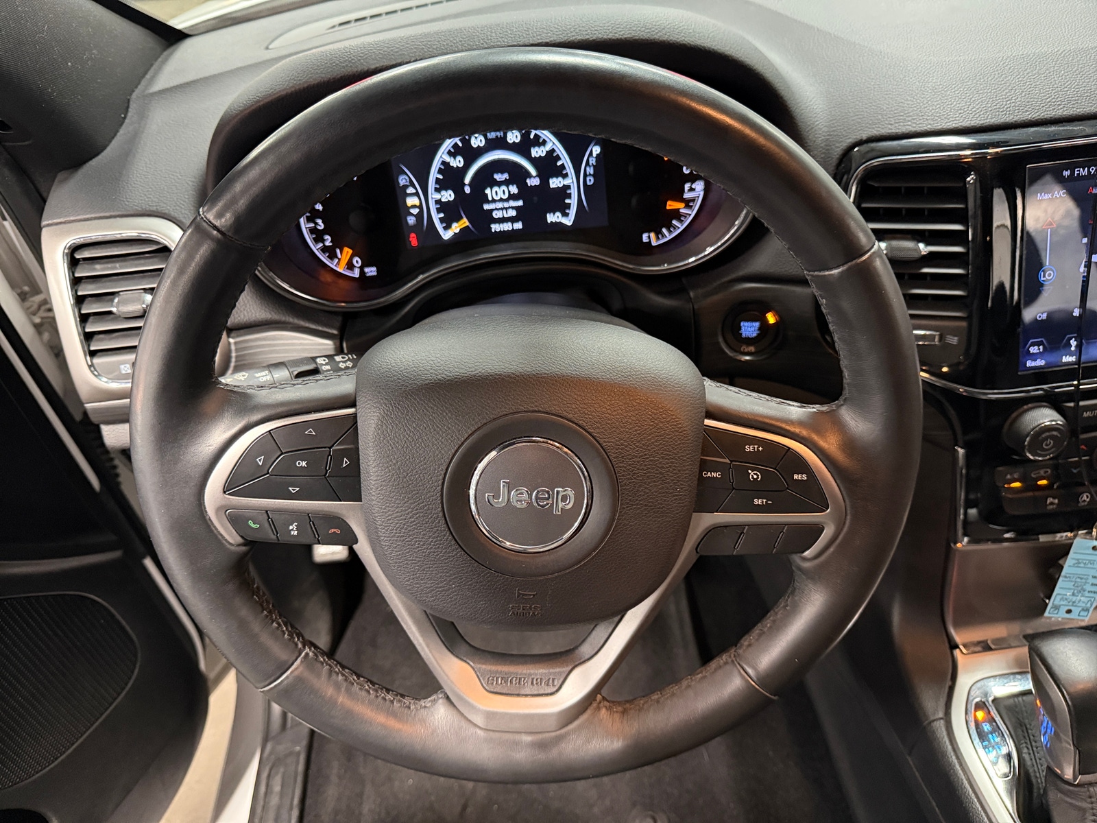 Thumbnail: 2019 Jeep Grand Cherokee - 4