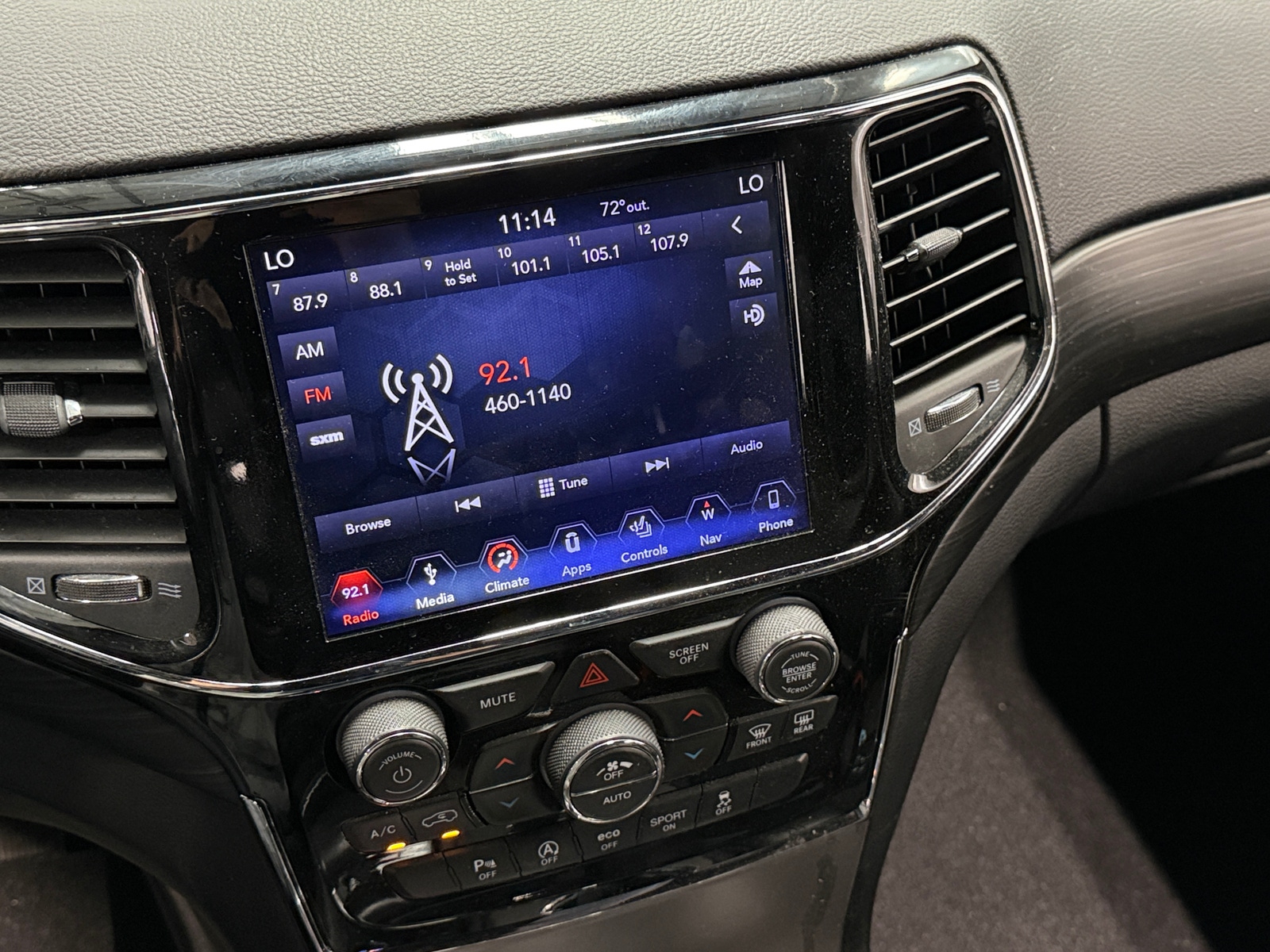 Thumbnail: 2019 Jeep Grand Cherokee - 3