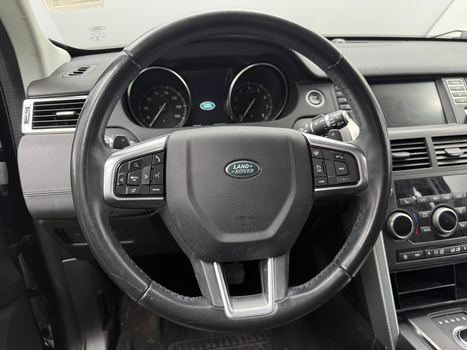 Thumbnail: 2019 Land Rover Discovery Sport - 4
