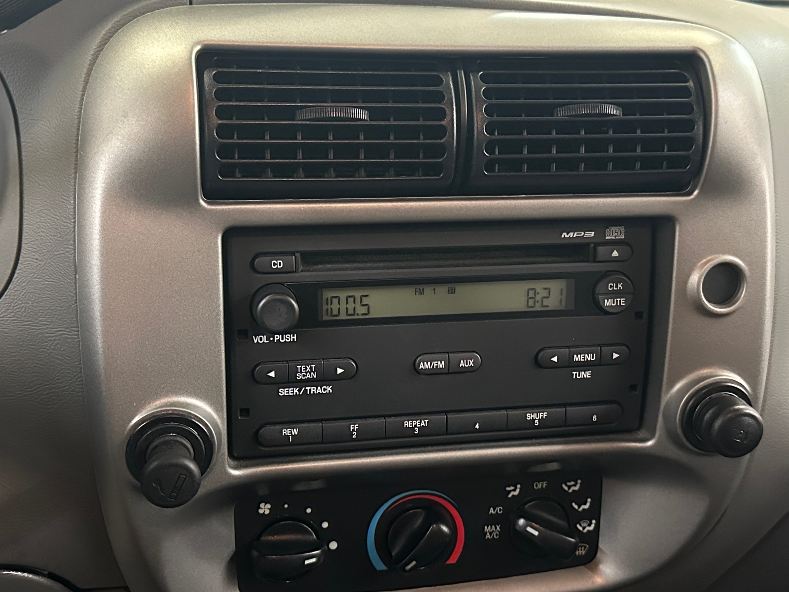 Thumbnail: 2011 Ford Ranger - 4