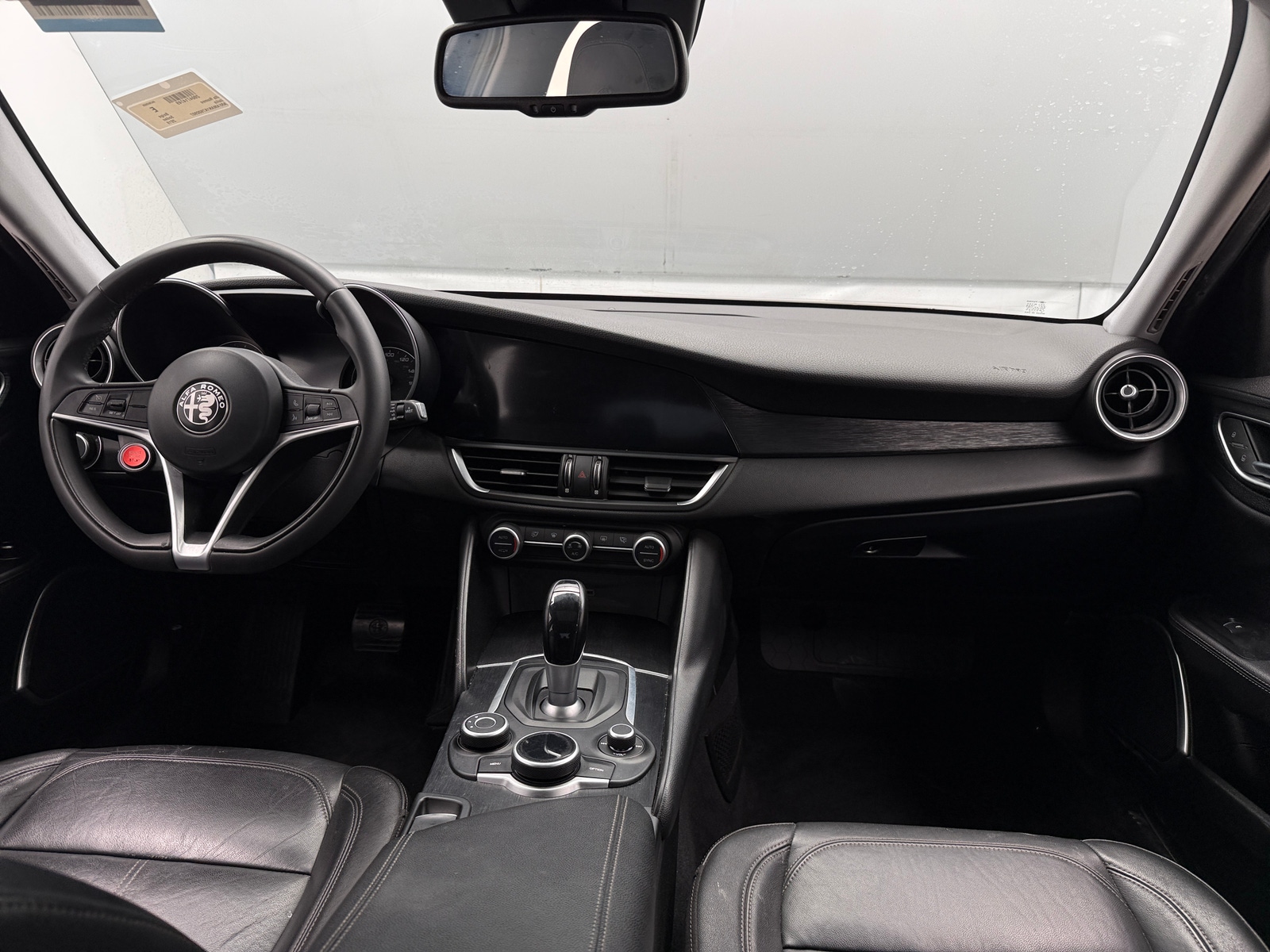 Thumbnail: 2019 Alfa Romeo Giulia - 2