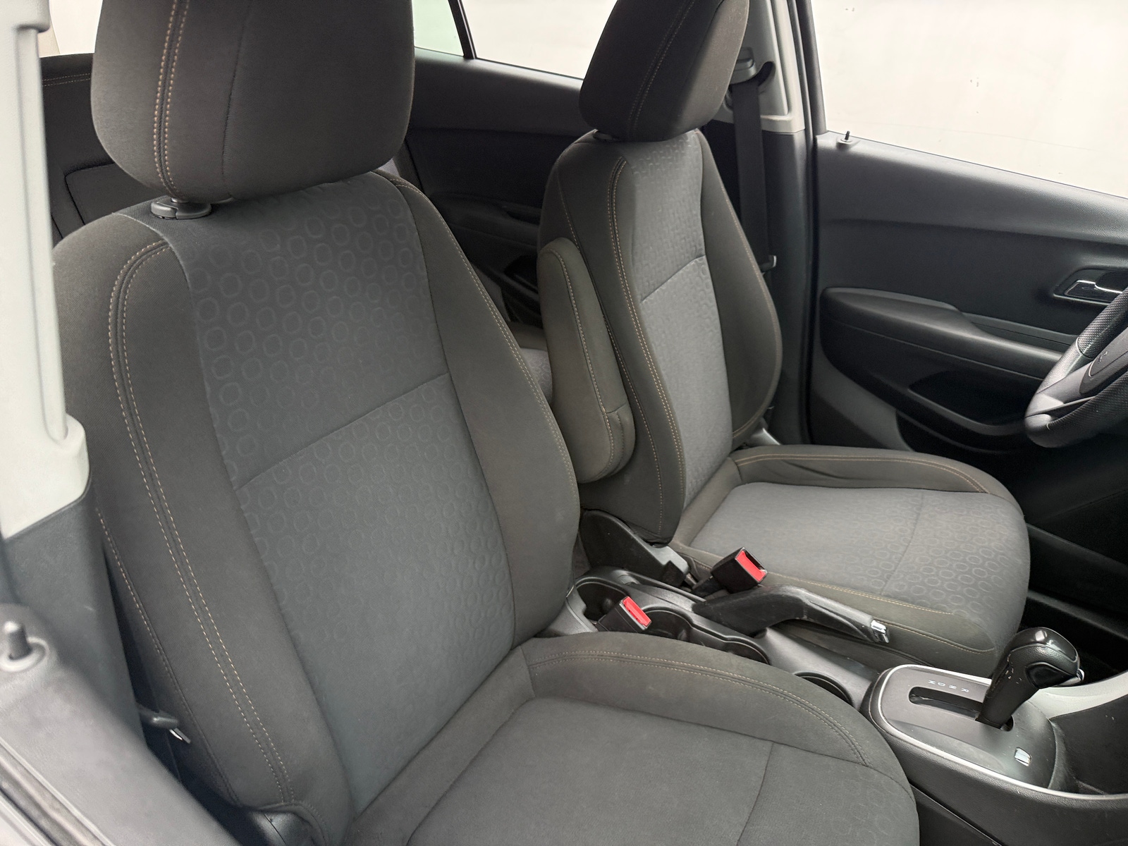 Thumbnail: 2018 Chevrolet Trax - 2