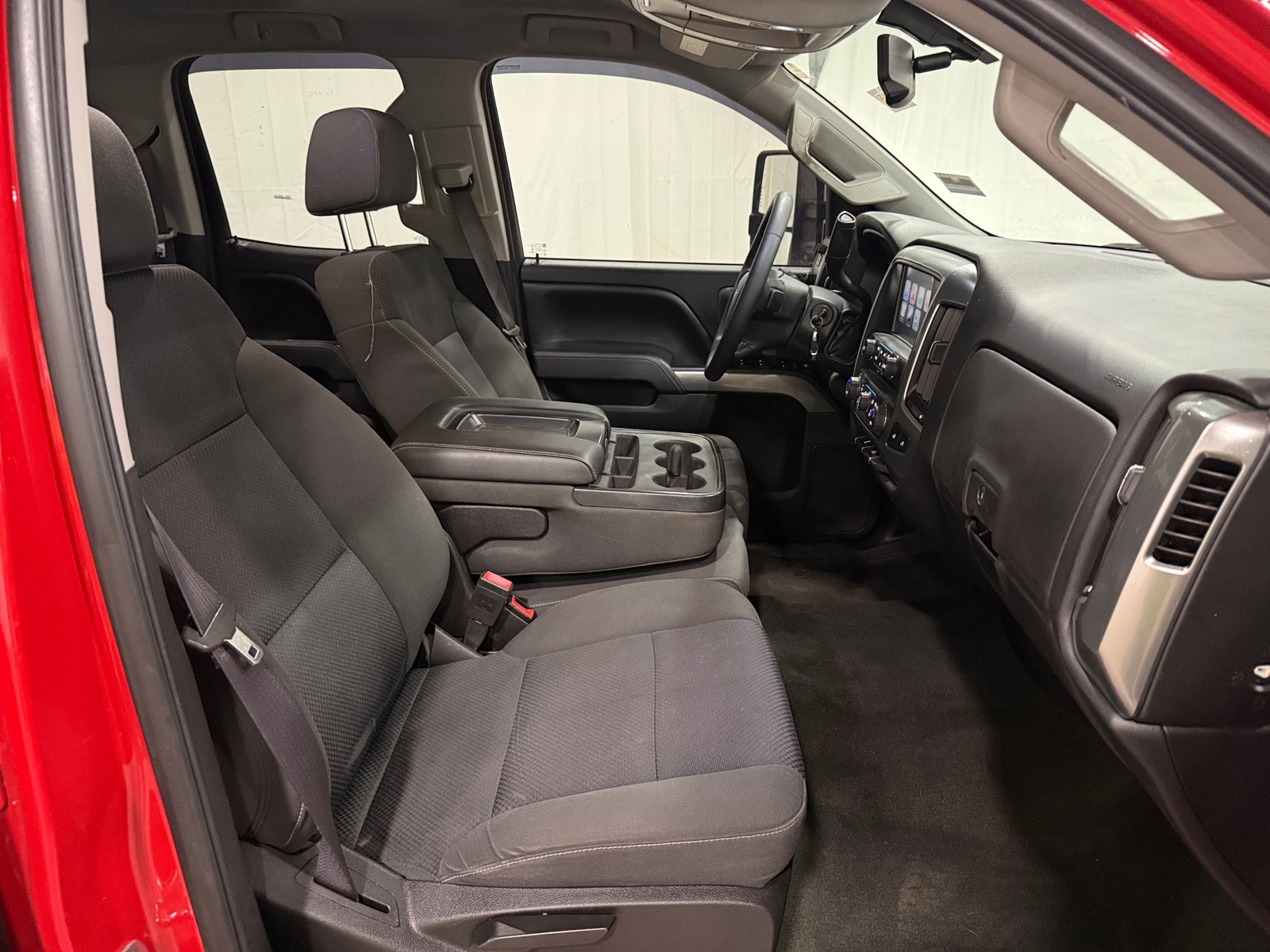 Thumbnail: 2015 Chevrolet Silverado 3500 - 2