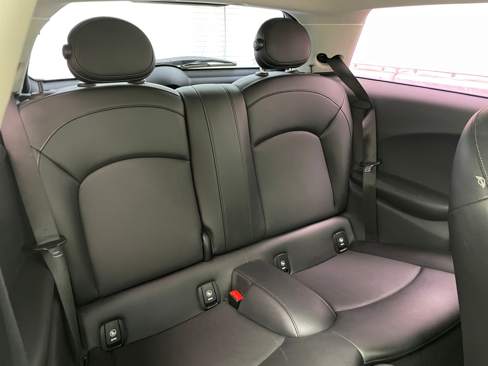 Thumbnail: 2014 MINI Cooper Hardtop - 5