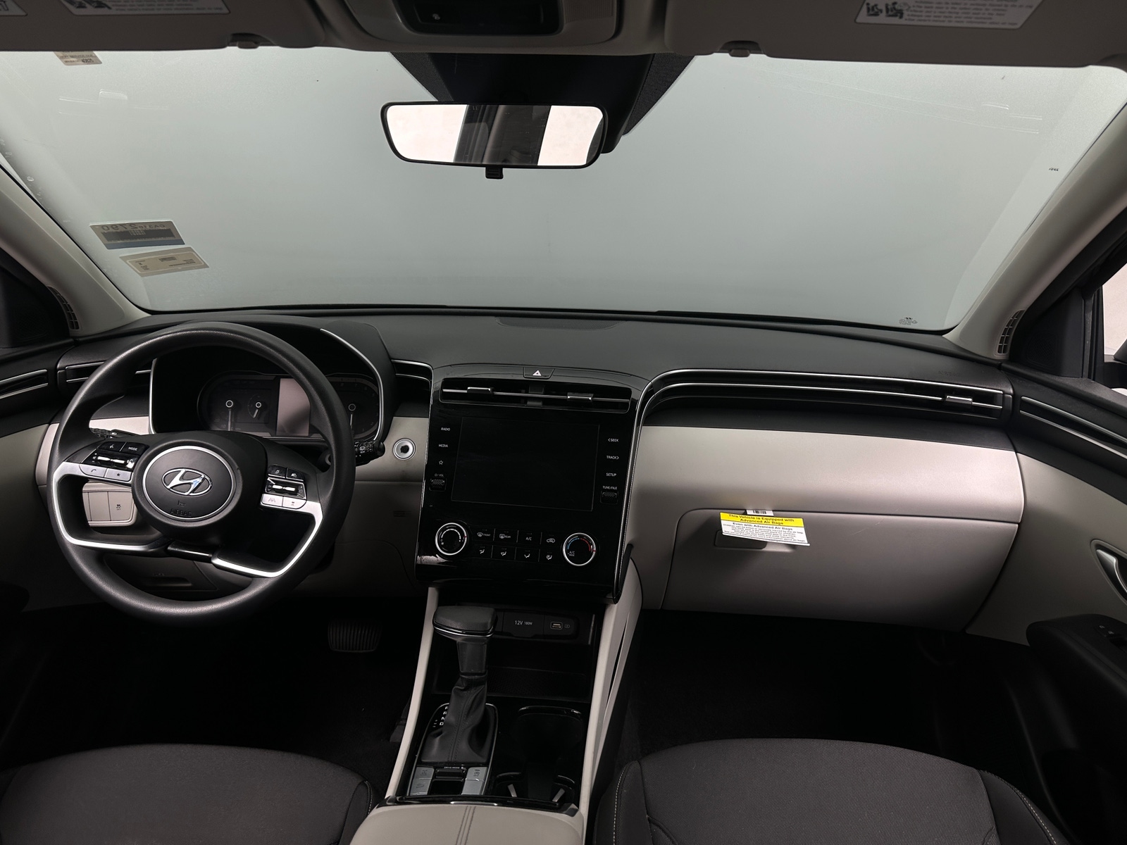 Thumbnail: 2022 Hyundai Tucson - 3