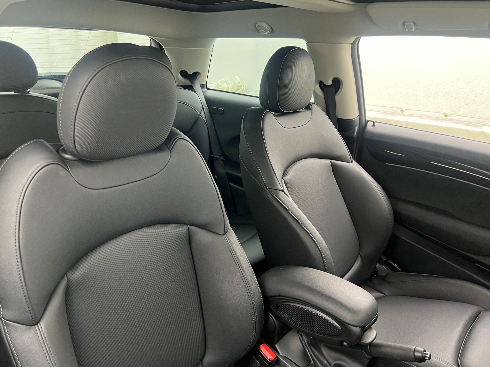 Thumbnail: 2024 MINI Cooper Hardtop - 2