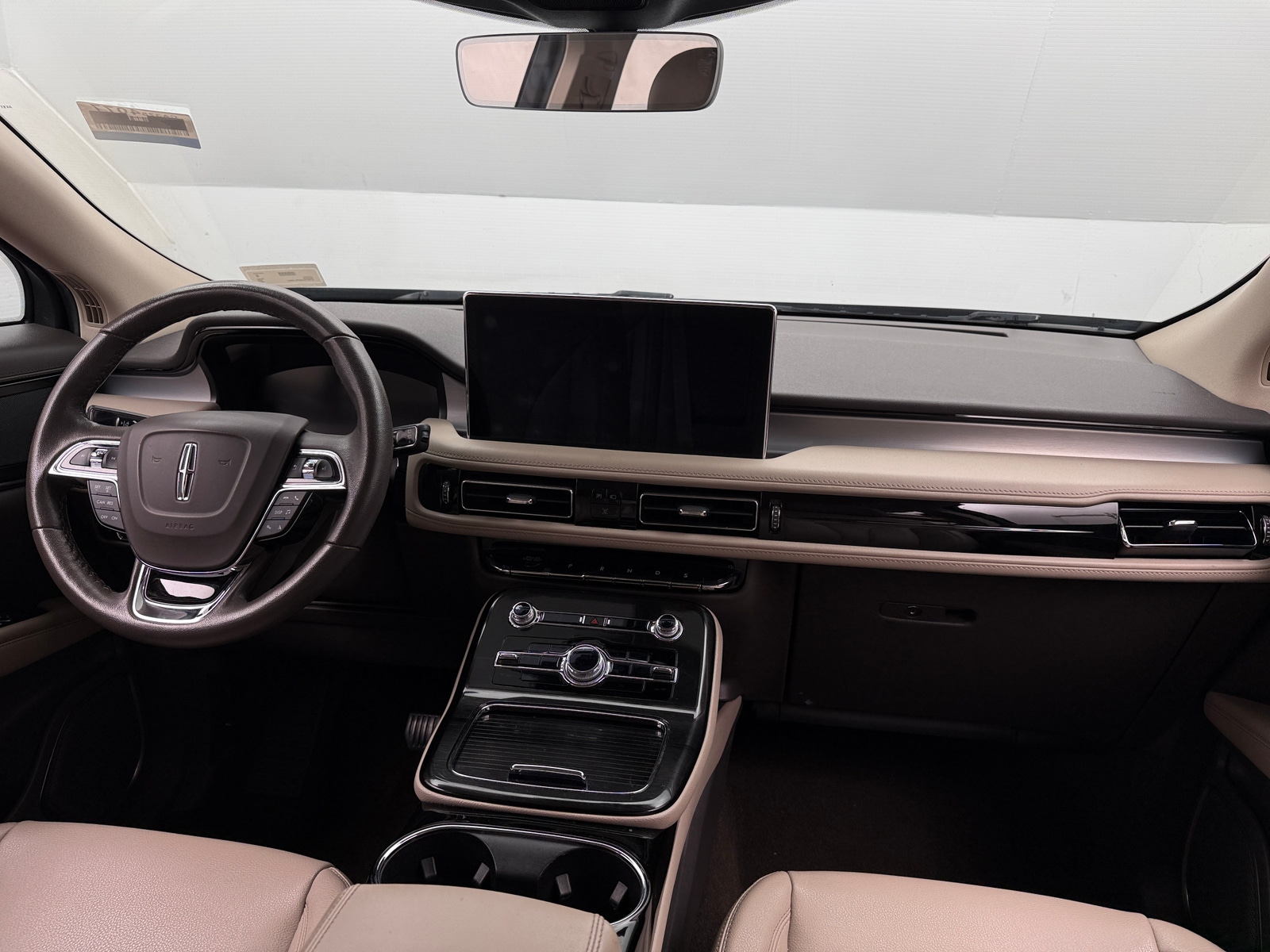 Thumbnail: 2023 Lincoln Nautilus - 2