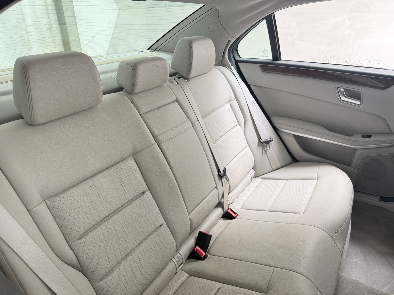 Thumbnail: 2016 Mercedes-Benz E-Class - 5