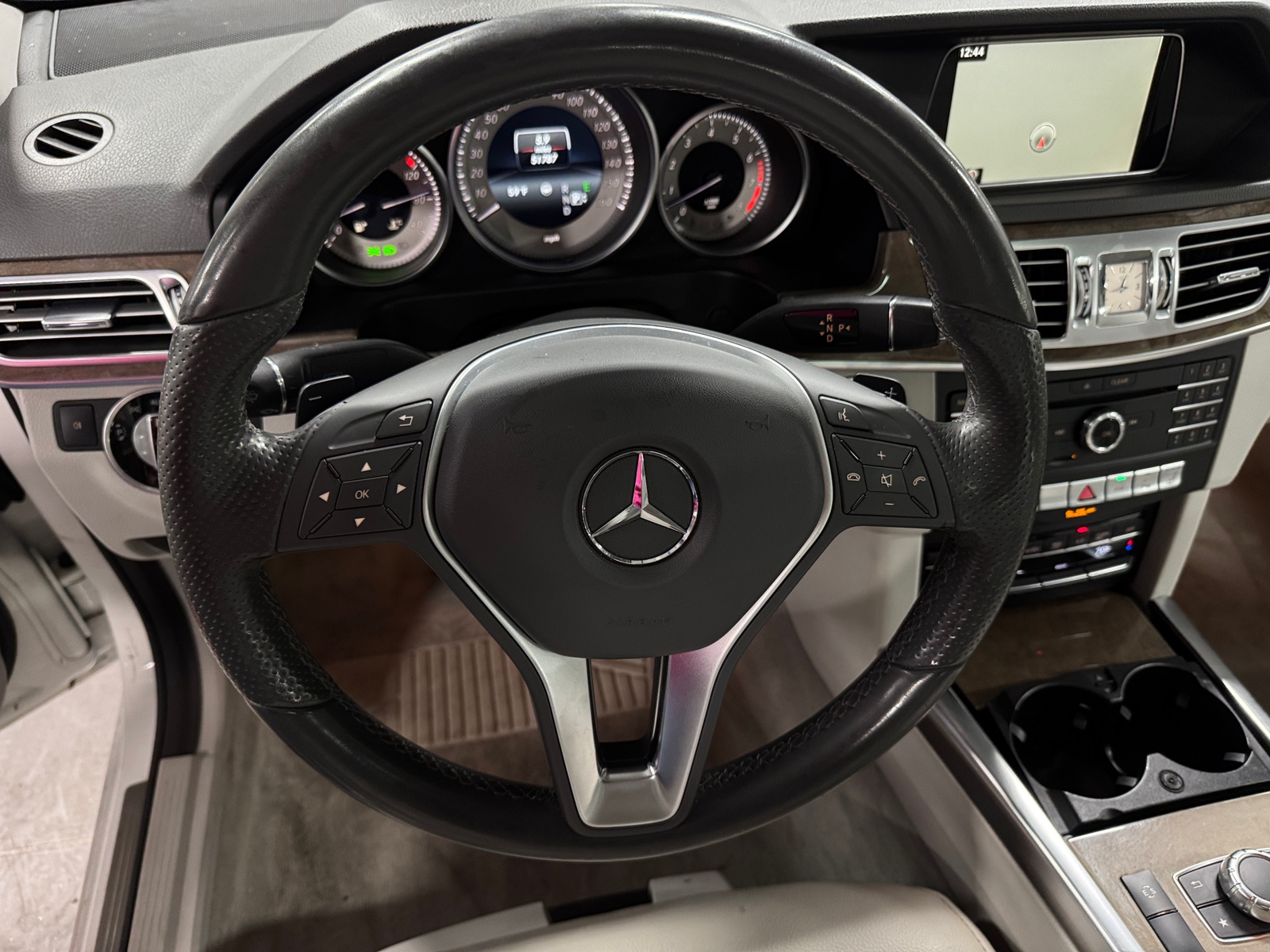 Thumbnail: 2016 Mercedes-Benz E-Class - 4