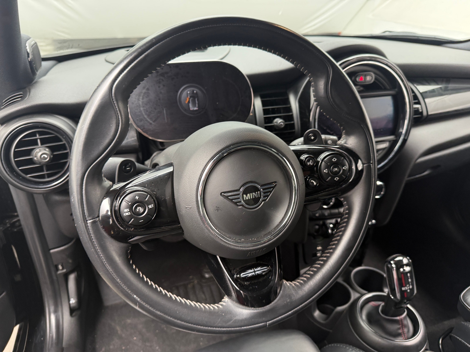 Thumbnail: 2021 MINI Cooper Hardtop - 5