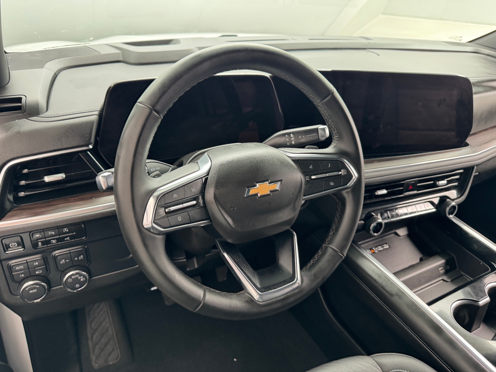 Thumbnail: 2025 Chevrolet Tahoe - 4