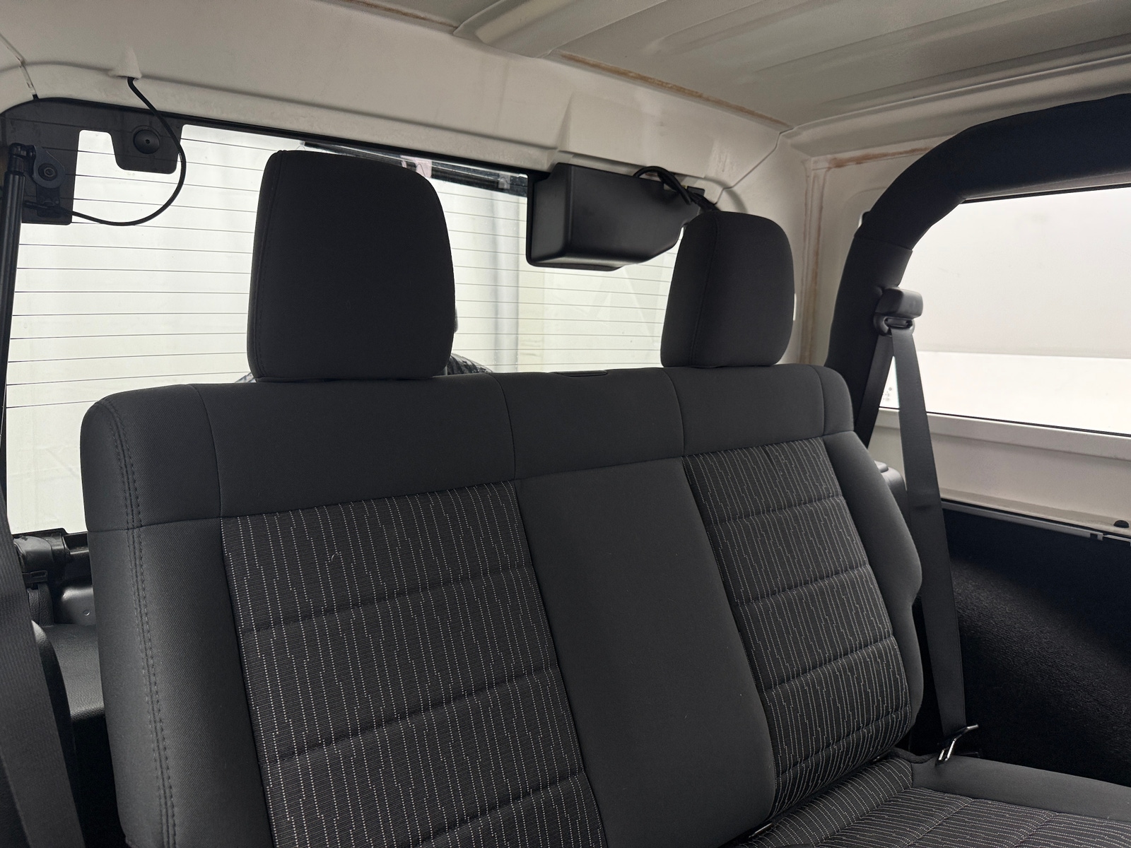 Thumbnail: 2012 Jeep Wrangler - 6