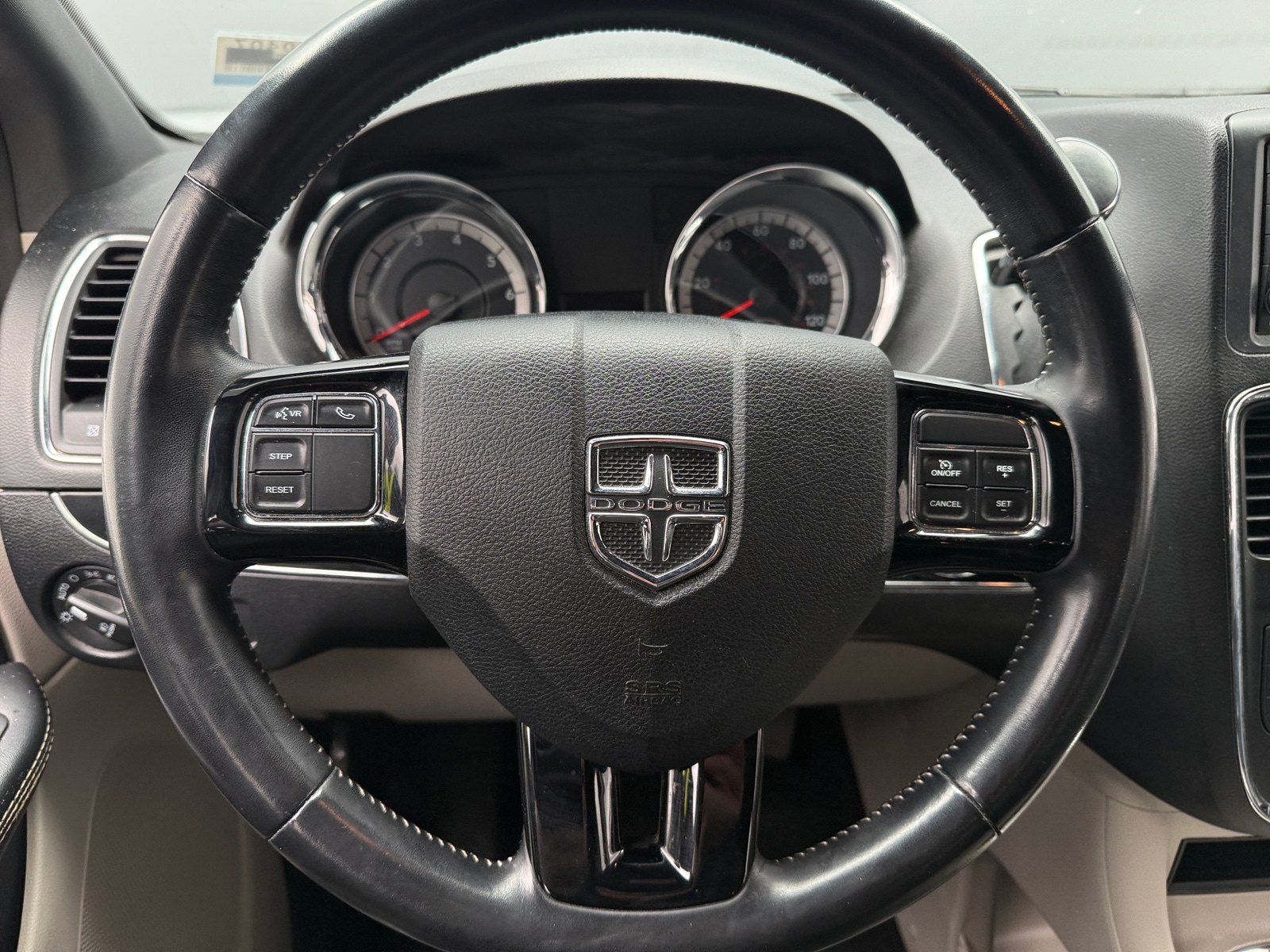 Thumbnail: 2019 Dodge Grand Caravan - 4