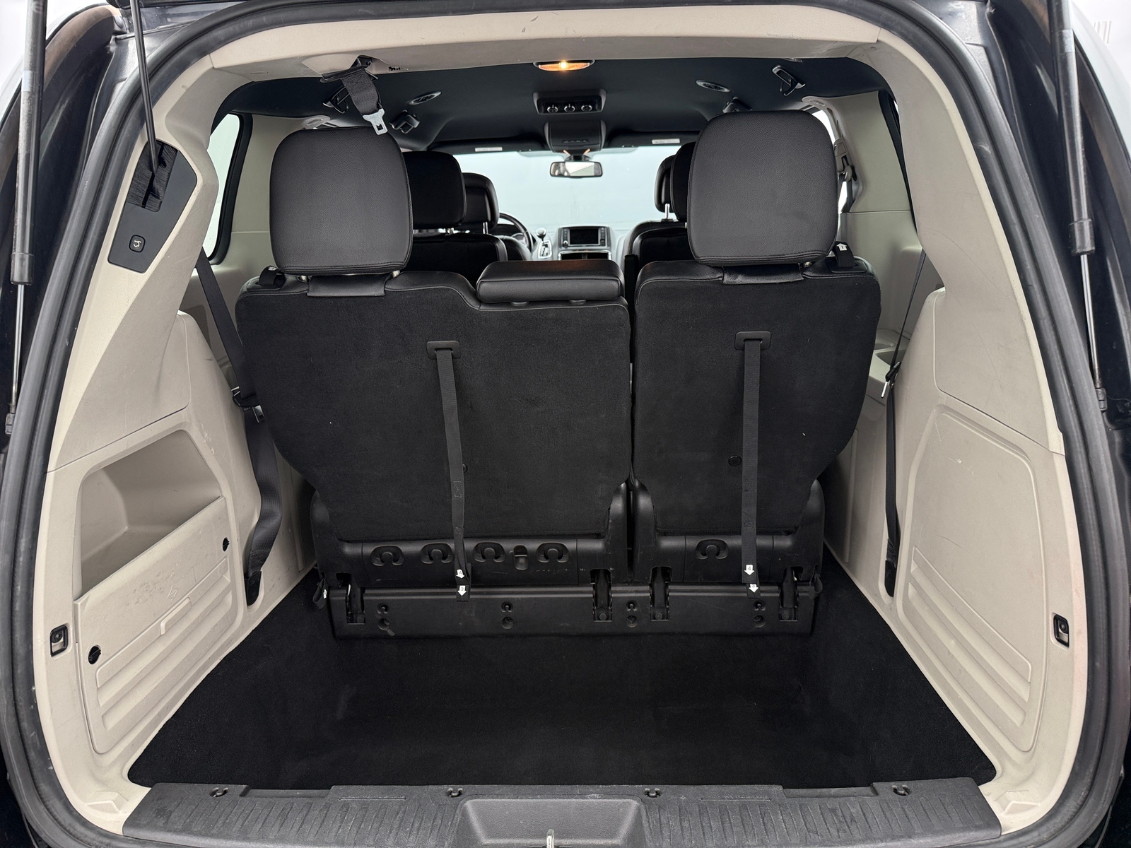 Thumbnail: 2019 Dodge Grand Caravan - 6