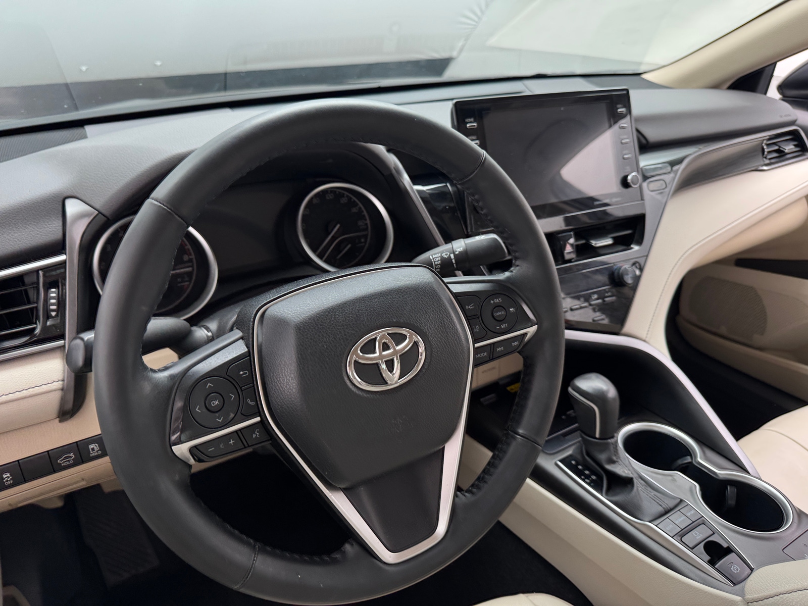 Thumbnail: 2023 Toyota Camry - 4