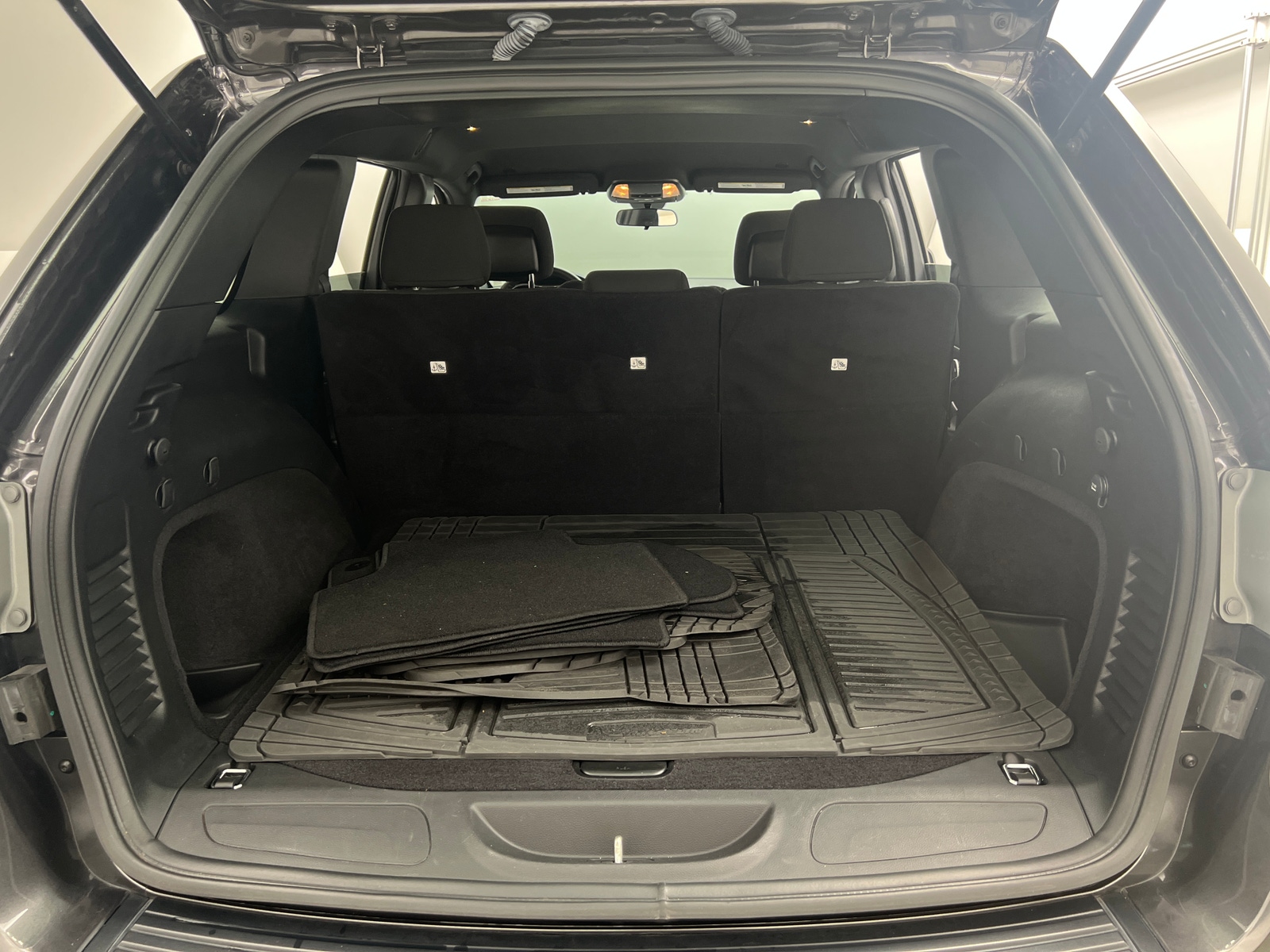 Thumbnail: 2019 Jeep Grand Cherokee - 7
