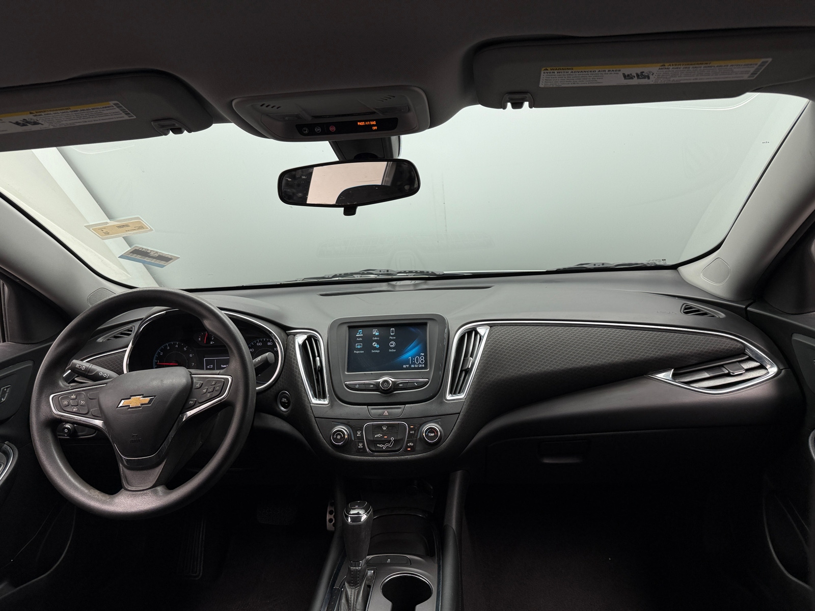 Thumbnail: 2017 Chevrolet Malibu - 3
