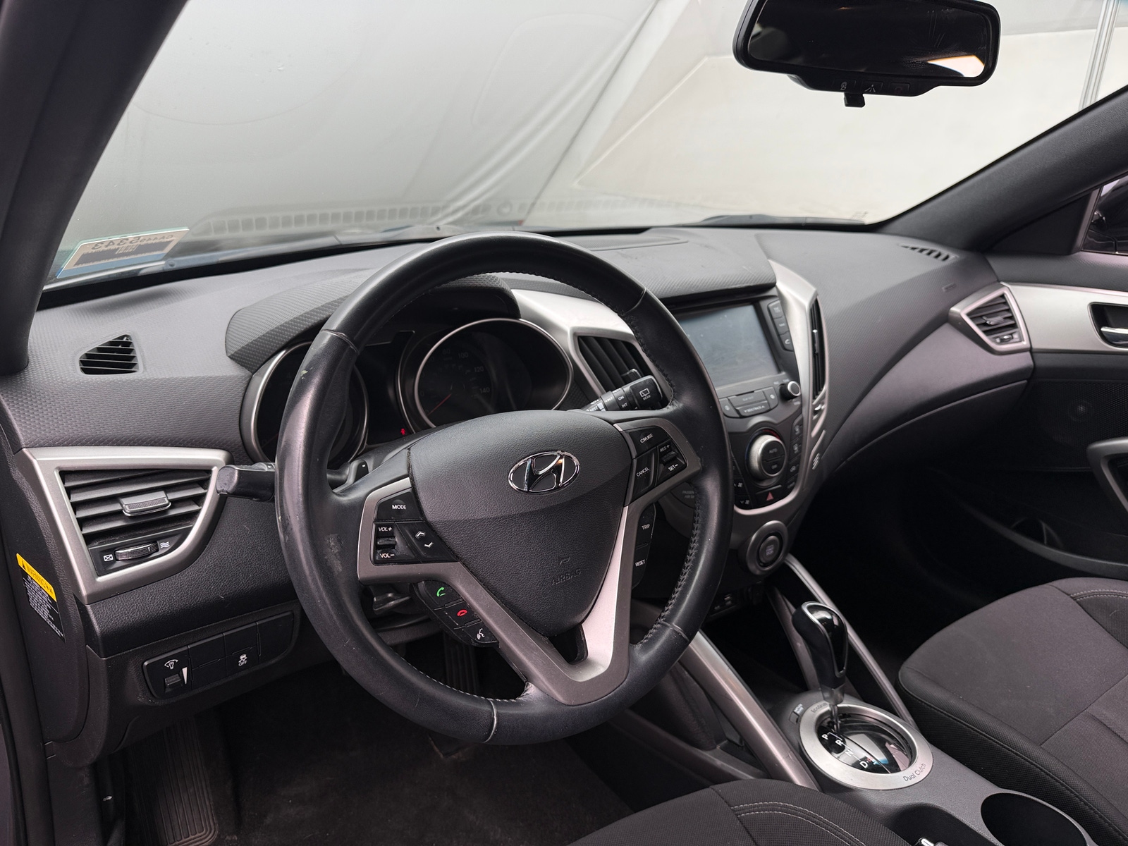Thumbnail: 2017 Hyundai Veloster - 3