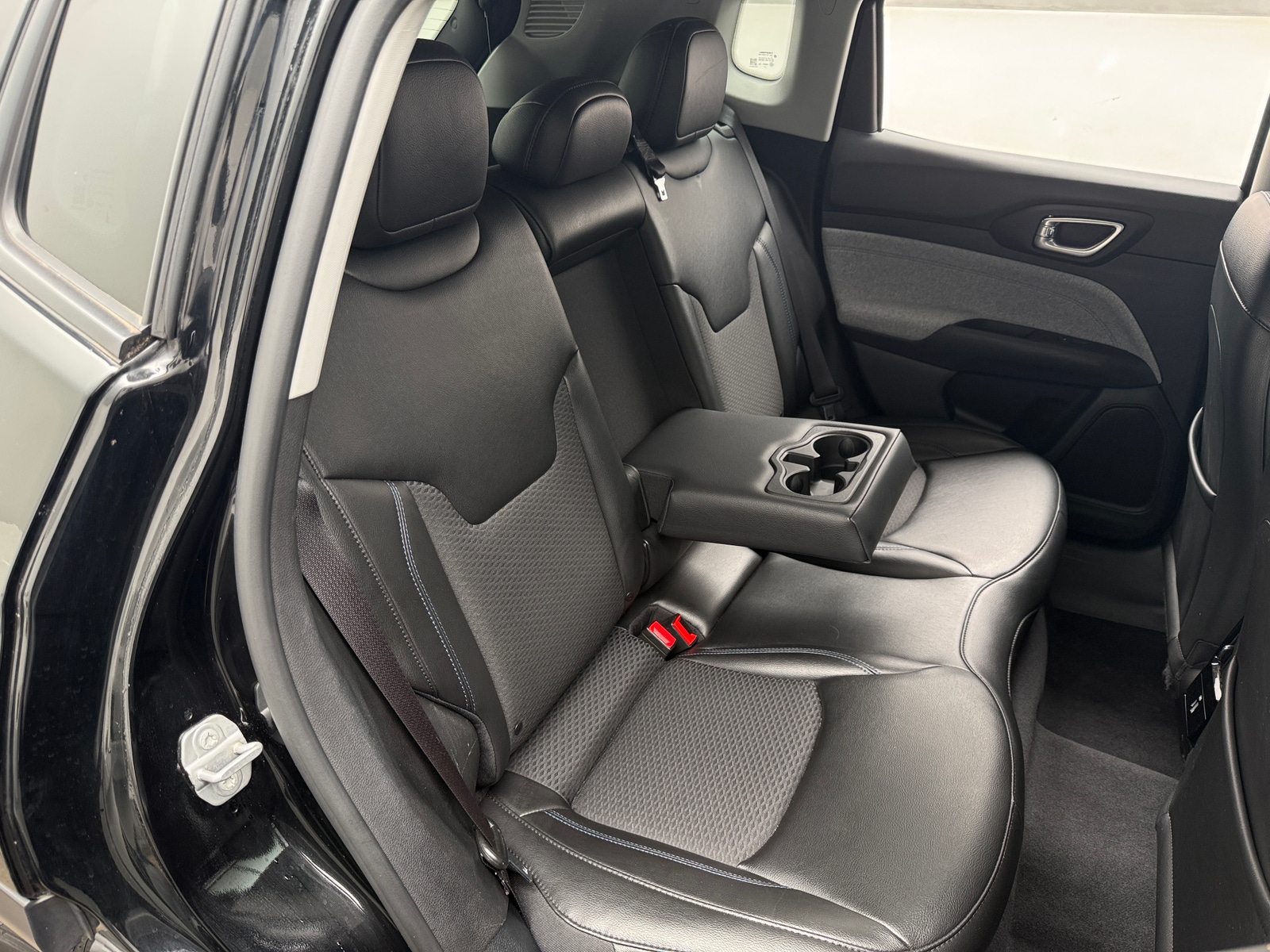 Thumbnail: 2022 Jeep Compass - 6