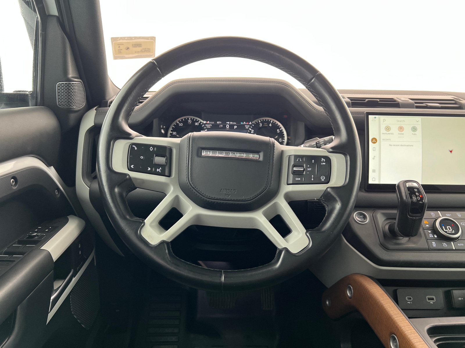 Thumbnail: 2023 Land Rover Defender - 4