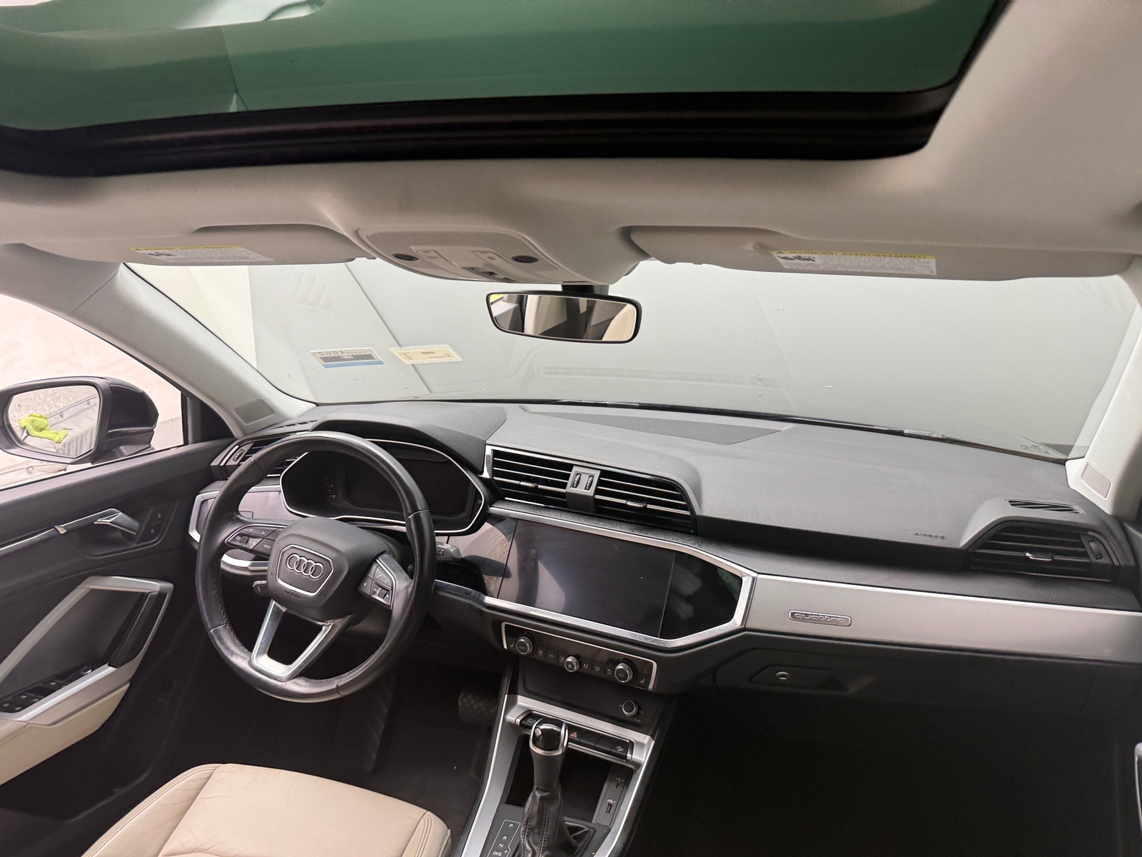 Thumbnail: 2021 Audi Q3 - 2