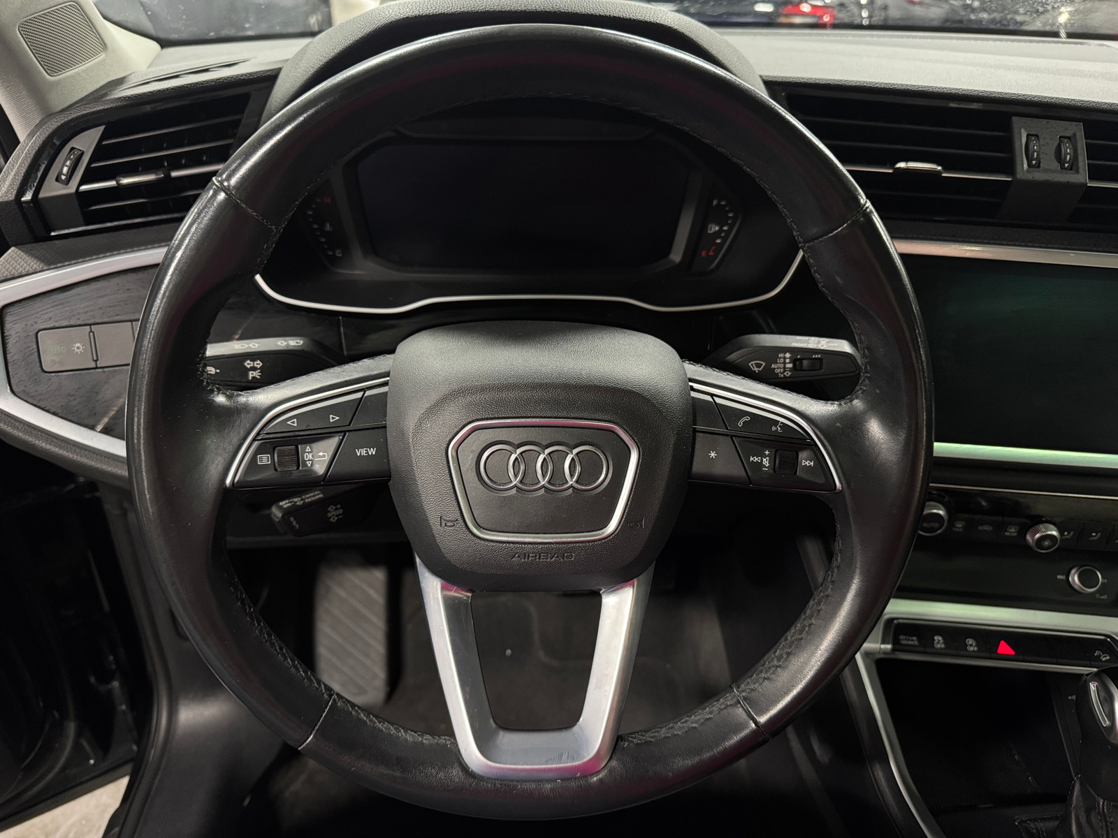 Thumbnail: 2021 Audi Q3 - 4